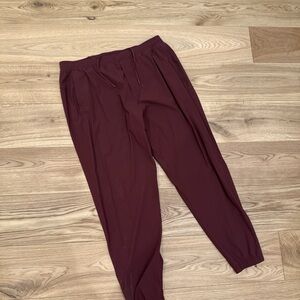 Men’s Lululemon Burgundy Jogger Pants
